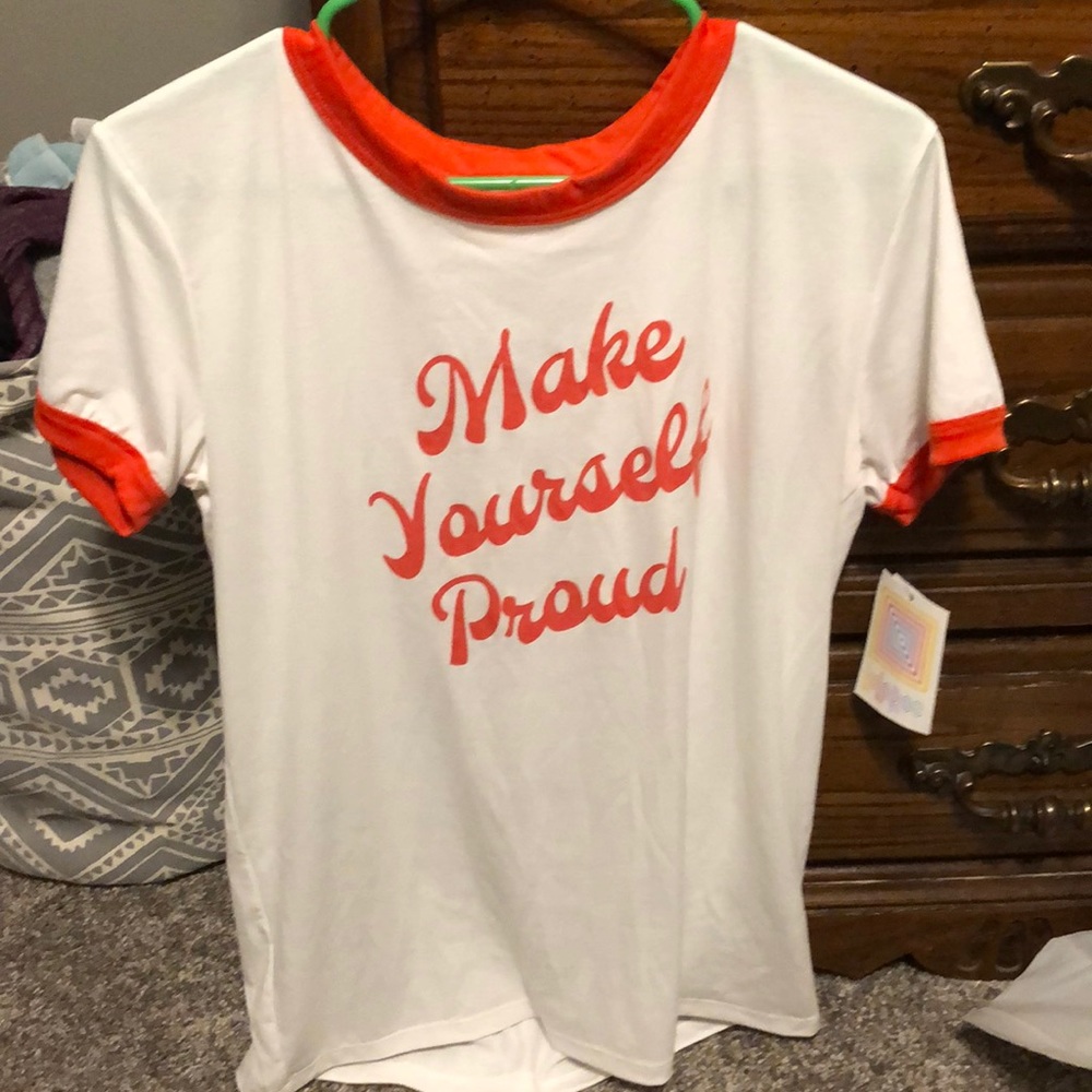 Lularoe liv t